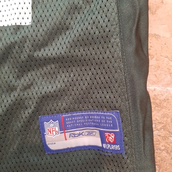 Green Bay Packers Jersey - Women's Med - Picture 4 of 4